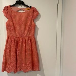 Alice & Olivia pink lace dress
